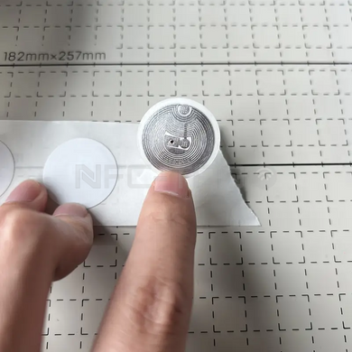 NFC Tag NTAG216 Naklejka ETYKIETA 13.56MHz Okrągły 25 mm pusty programowalny - Biały 50 SZT